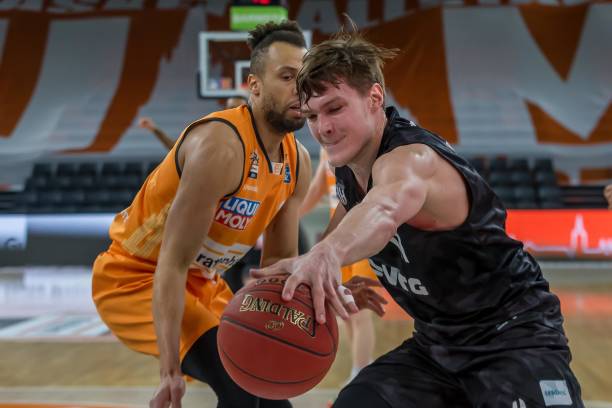 他们在进攻 他们在进攻